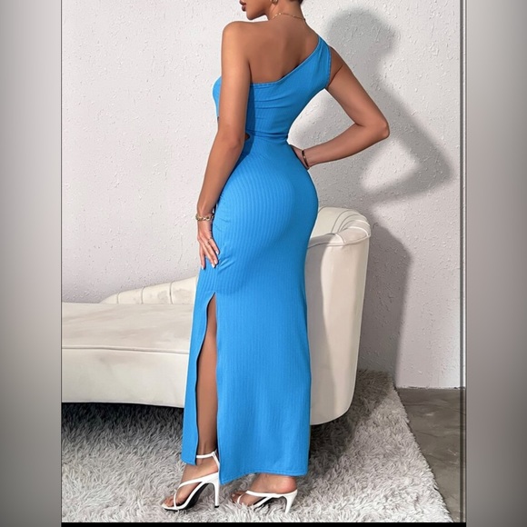 Cloud nine dress - Picture 2 of 3